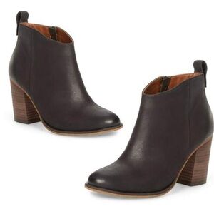 BP Nordstrom Lance Dark Brown Ankle Booties